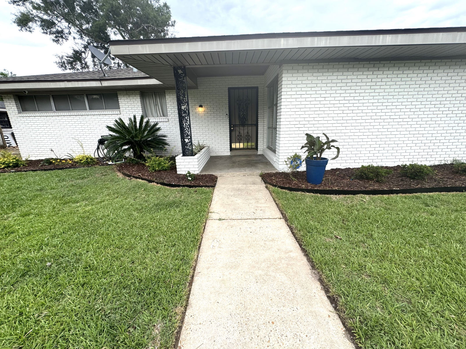 Exterior — Front Entry